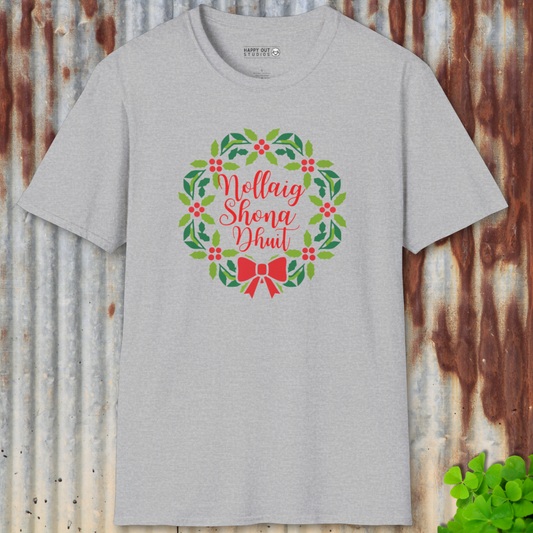 Nollaig Shona Wreath Tee